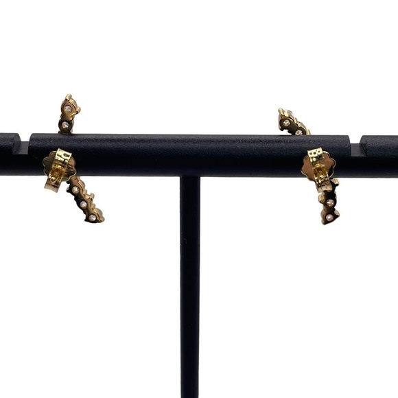 Sterling Silver cubic zirconia earrings New in Box - Picture 3 of 4